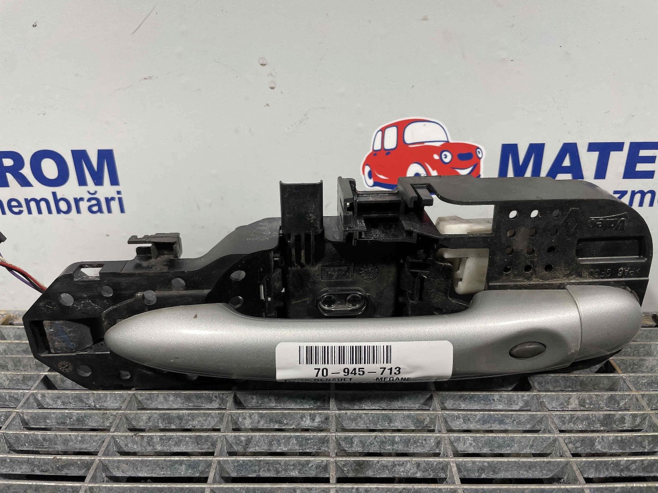 MANER USA FATA DREAPTA RENAULT MEGANE - - (2012 2016)