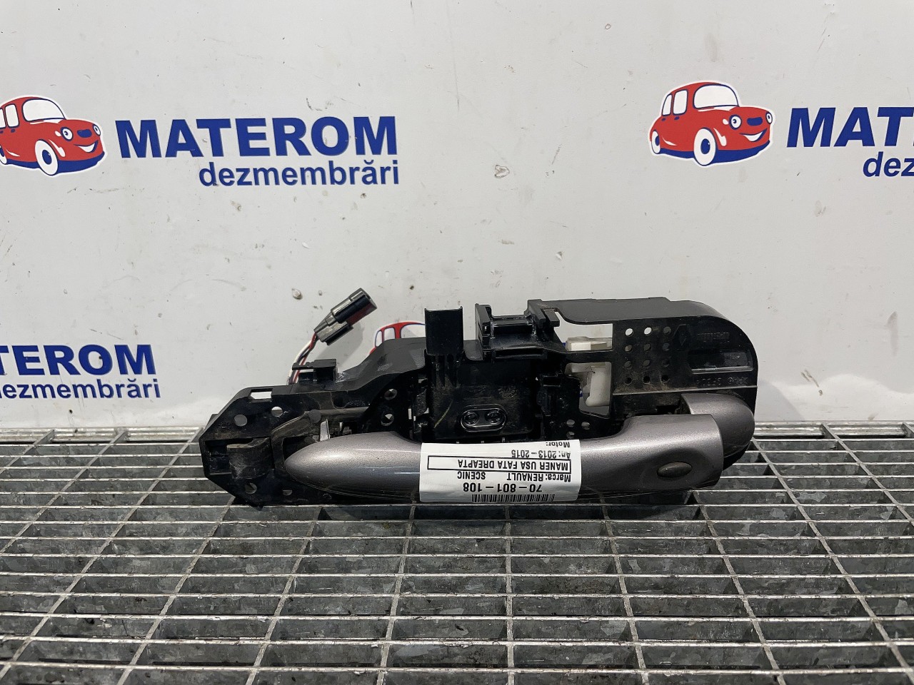 MANER USA FATA DREAPTA RENAULT SCENIC - 