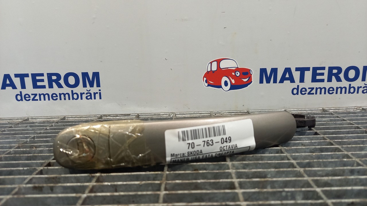 MANER USA FATA DREAPTA SKODA OCTAVIA OCTAVIA - - (2009 2012)