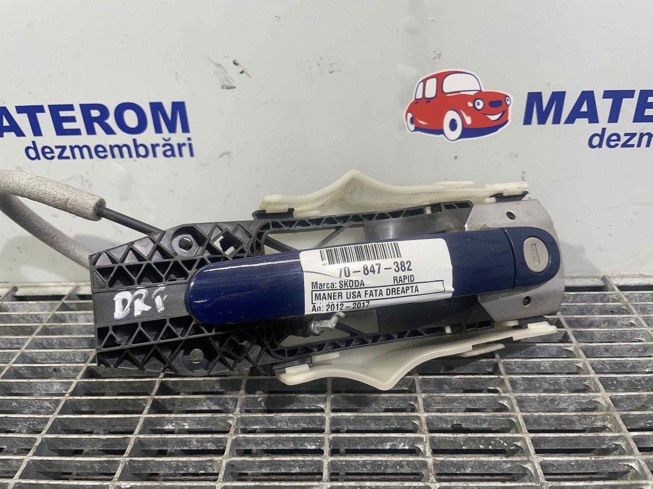 MANER USA FATA DREAPTA SKODA RAPID - - (