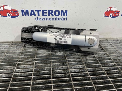 MANER USA FATA DREAPTA SKODA YETI YETI - - (2009 2017)