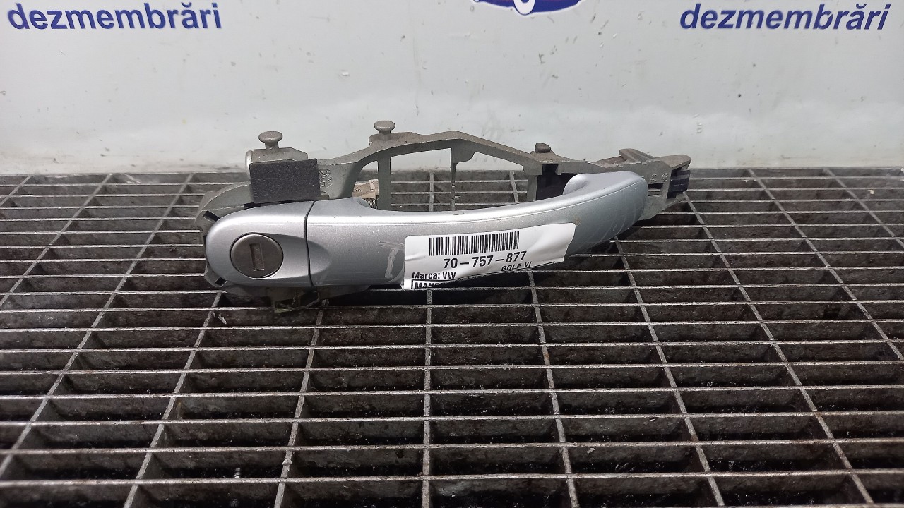 MANER USA FATA DREAPTA VW GOLF VI - - (2008 2012)