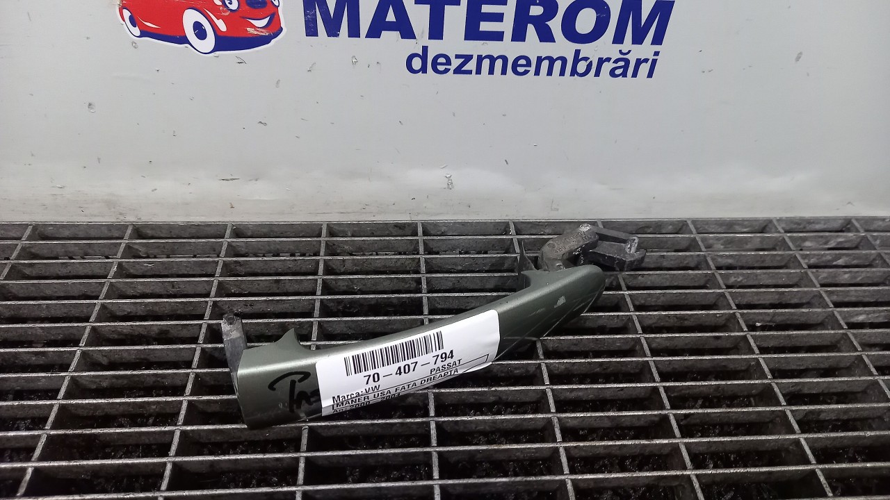 MANER USA FATA DREAPTA VW PASSAT - - (2000 2004)