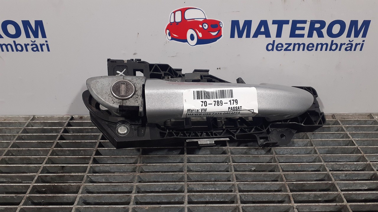MANER USA FATA DREAPTA VW PASSAT - - (2010 2014)