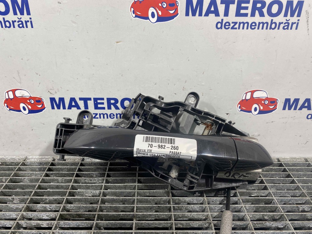 MANER USA FATA DREAPTA VW PASSAT - - (2014 2019)
