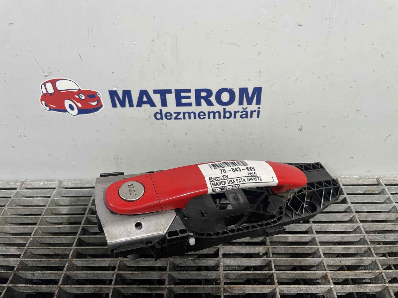 MANER USA FATA DREAPTA VW POLO - - (2009 2014)
