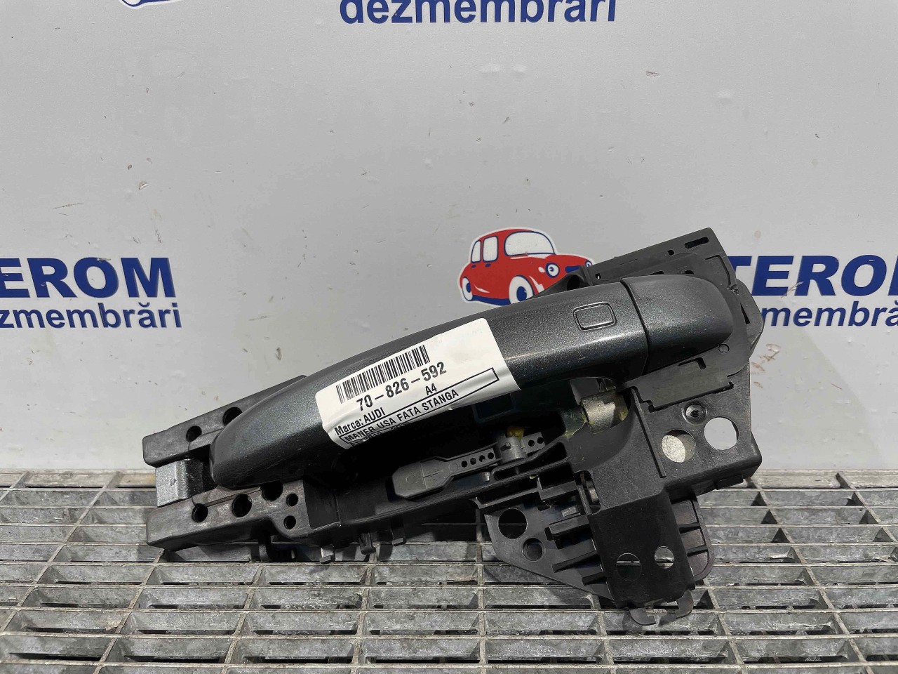 MANER USA FATA STANGA AUDI A4 A4 - - (2012 2015)