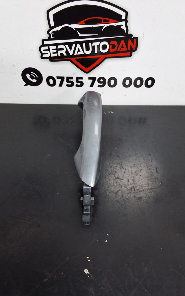 Maner usa fata stanga Mercedes-Benz GL (2013-2019) [x166] 3.0 Motorina 2012, A2047600170