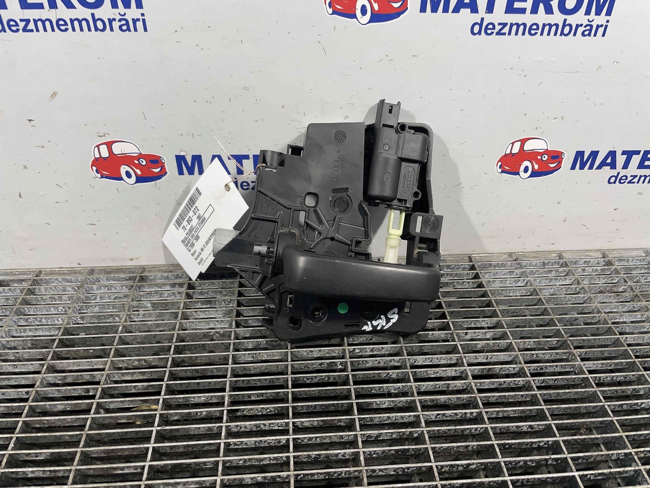 MANER USA FATA STANGA PEUGEOT 1007 1007 - - (2005 2009)