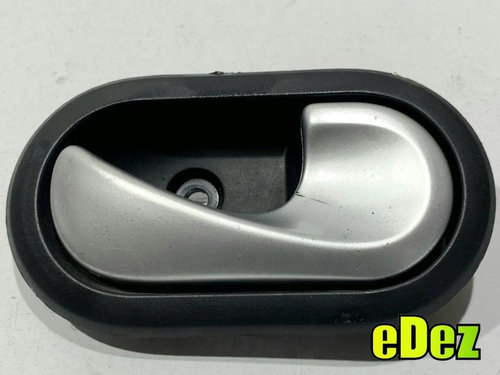 Maner usa interior dreapta spate Dacia Duster (2010-2013) 8200733847