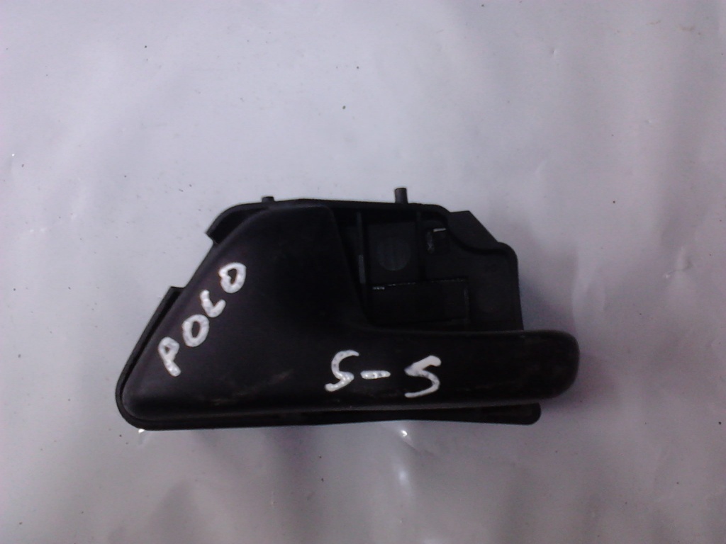 MANER USA INTERIOR STANGA SPATE VW POLO 6N1 FAB. 1994 - 1999 1.3 BENZINA ⭐⭐⭐⭐