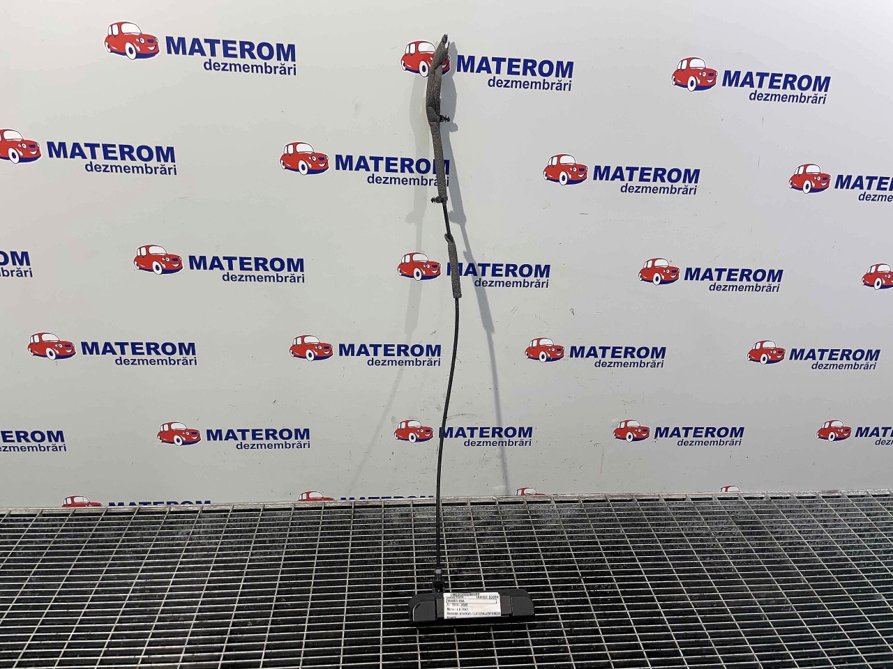 MANER USA LATERALA FORD TRANSIT COURIER 1.5 TDCI - (2014 2022)
