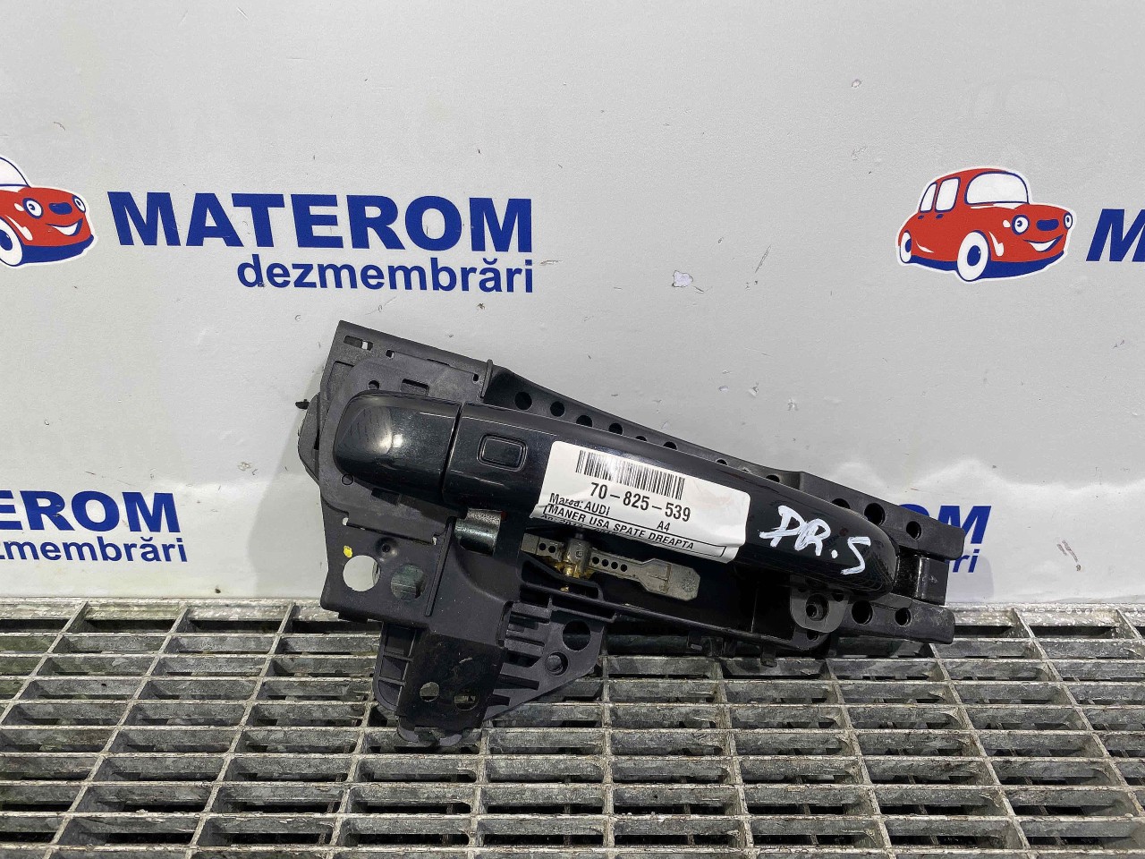 MANER USA SPATE DREAPTA AUDI A4 A4 - - (2012 2015)