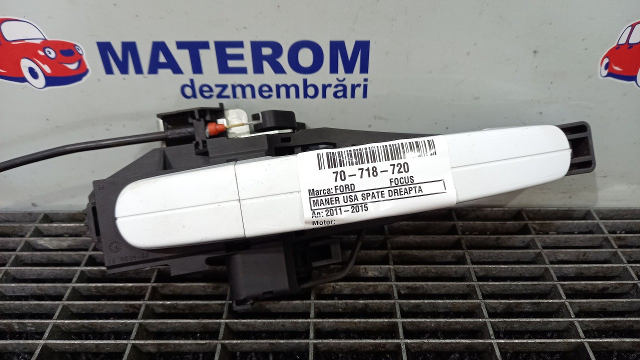 MANER USA SPATE DREAPTA FORD FOCUS - - (2011 2014)