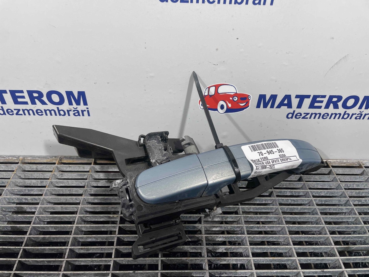 MANER USA SPATE DREAPTA FORD KUGA KUGA - - (2008 2012)