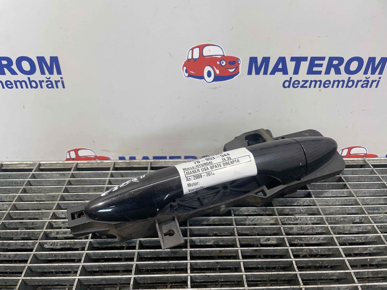 MANER USA SPATE DREAPTA HYUNDAI IX 35 - - (2009 2012)