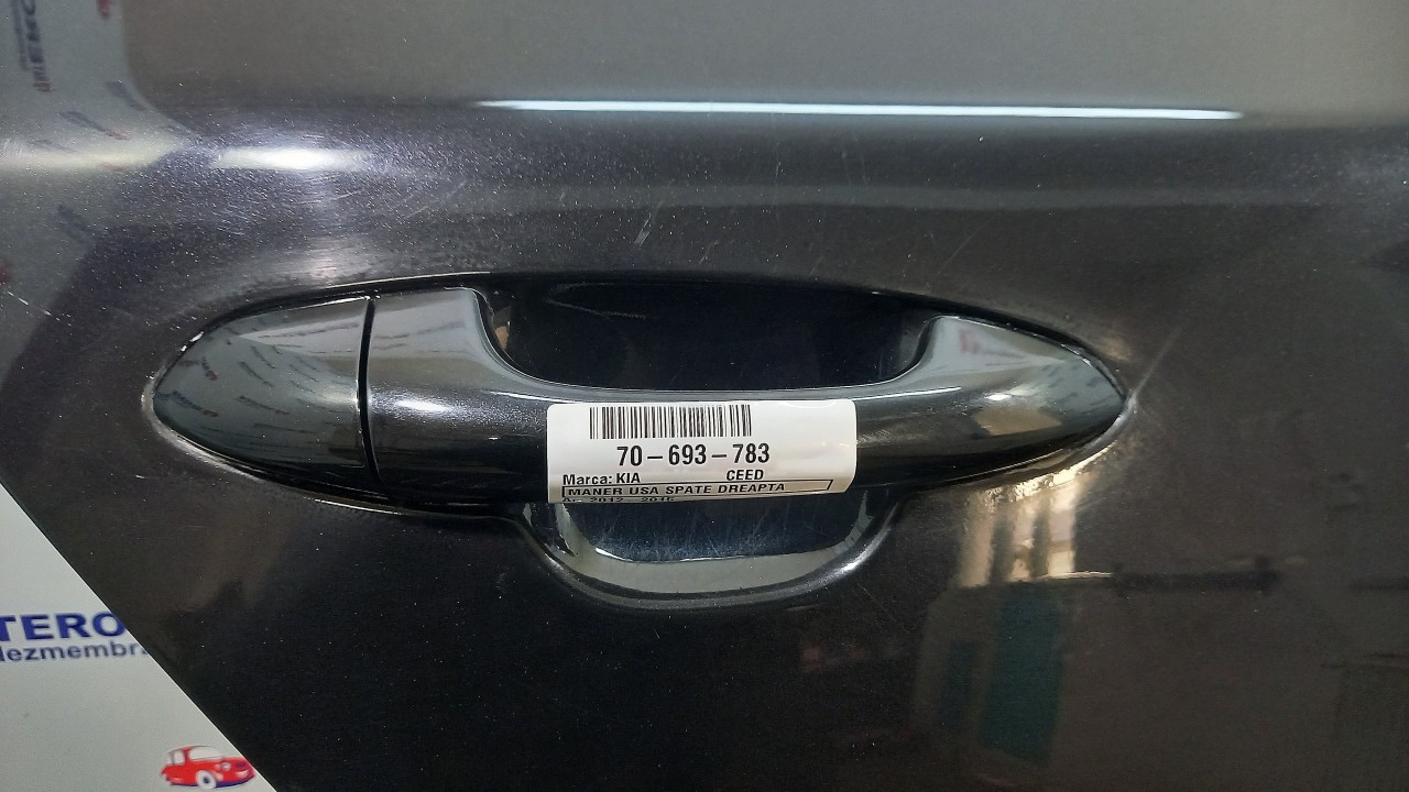 MANER USA SPATE DREAPTA KIA CEED CEED - - (2012 2015)