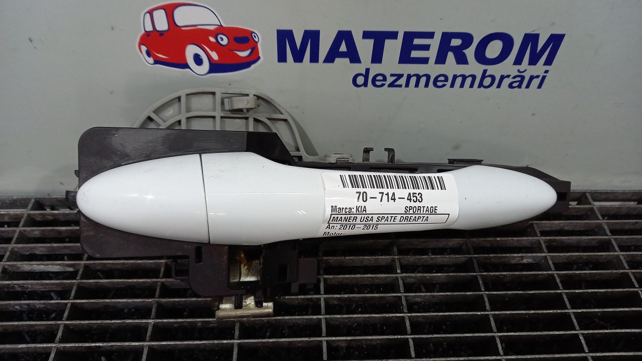 MANER USA SPATE DREAPTA KIA SPORTAGE - - (2010 2015)