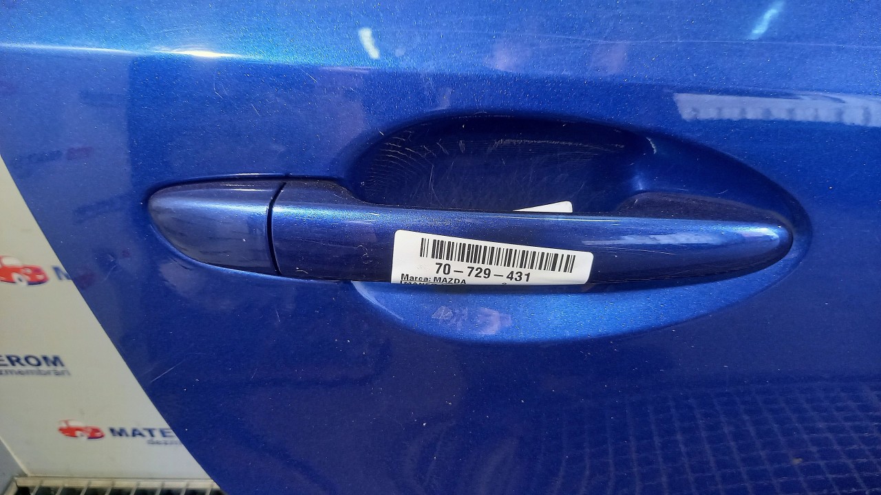 MANER USA SPATE DREAPTA MAZDA 2 2 - - (2007 2010)