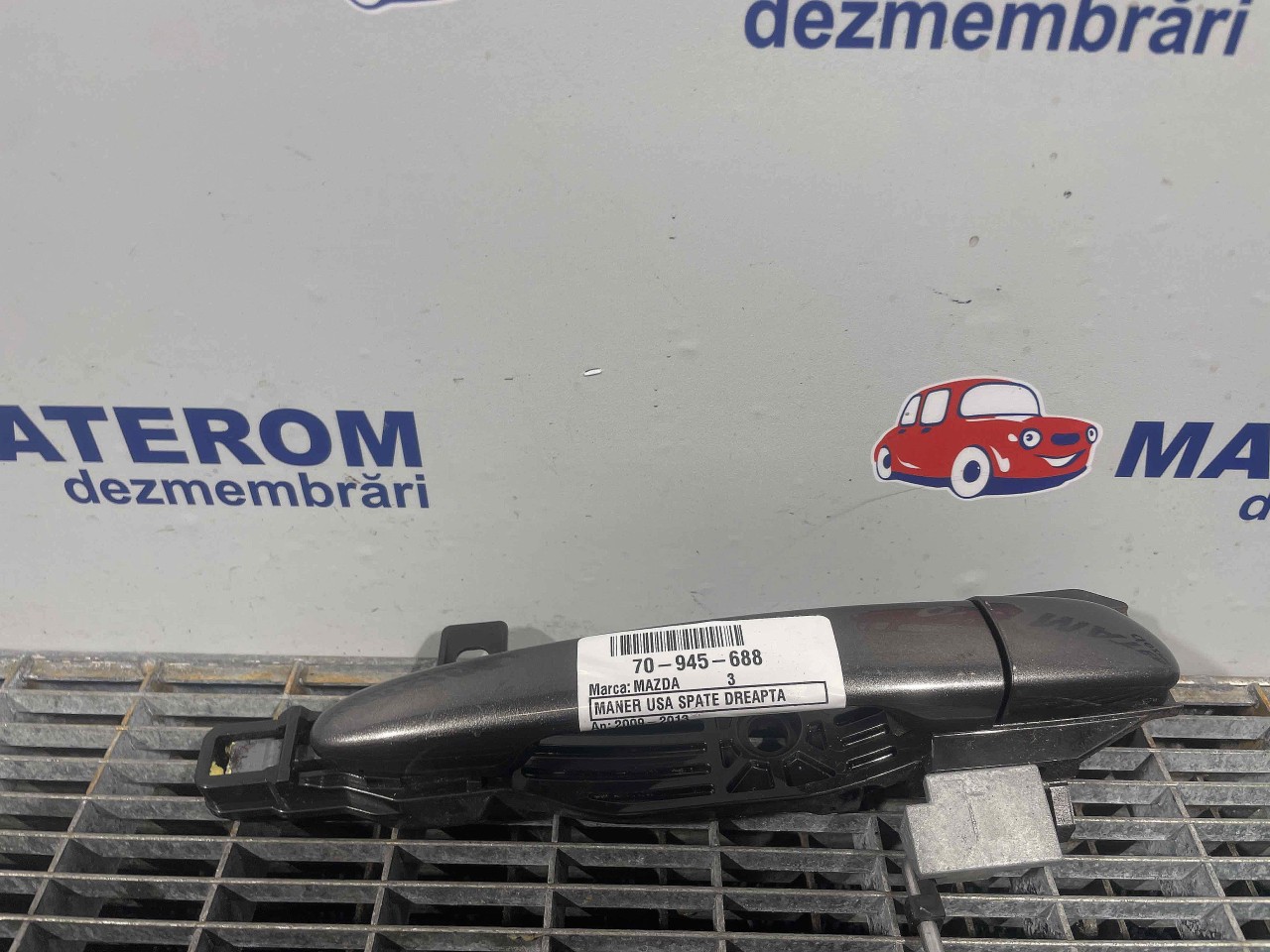MANER USA SPATE DREAPTA MAZDA 3 - - (2009 2013)