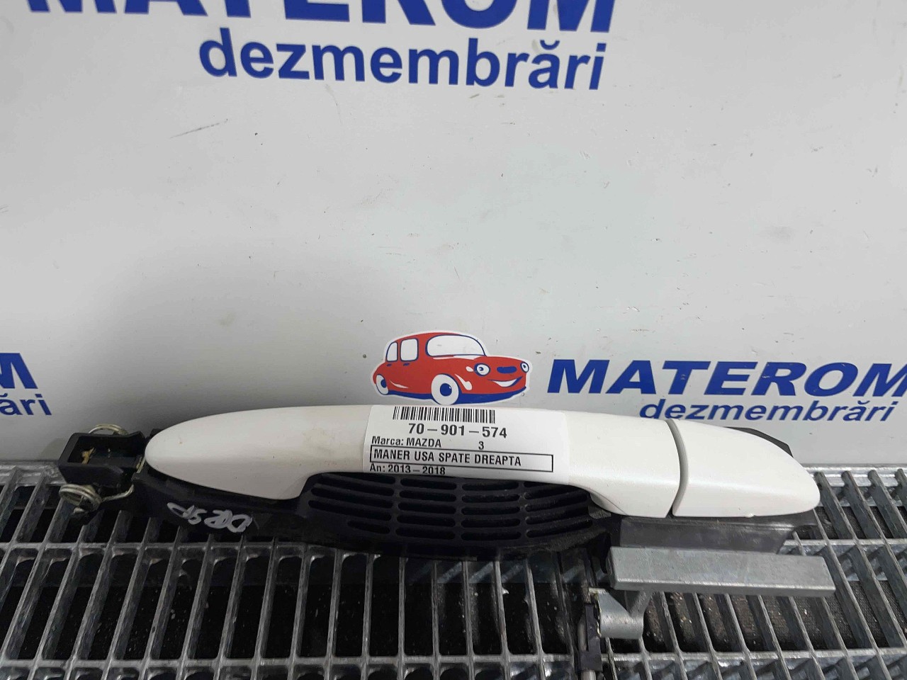 MANER USA SPATE DREAPTA MAZDA 3 - - (2013 2018)