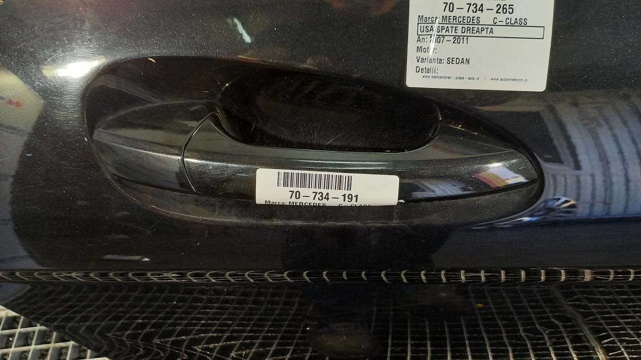 MANER USA SPATE DREAPTA MERCEDES C-CLASS - - (2007 2011)