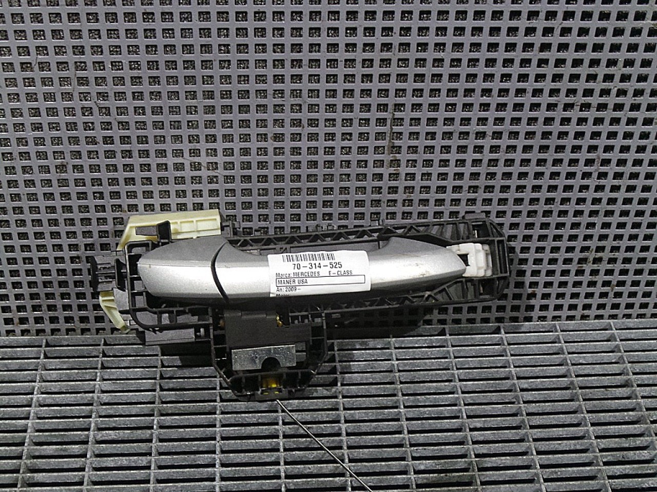 MANER USA SPATE DREAPTA MERCEDES E-CLASS - - (2009 2013)