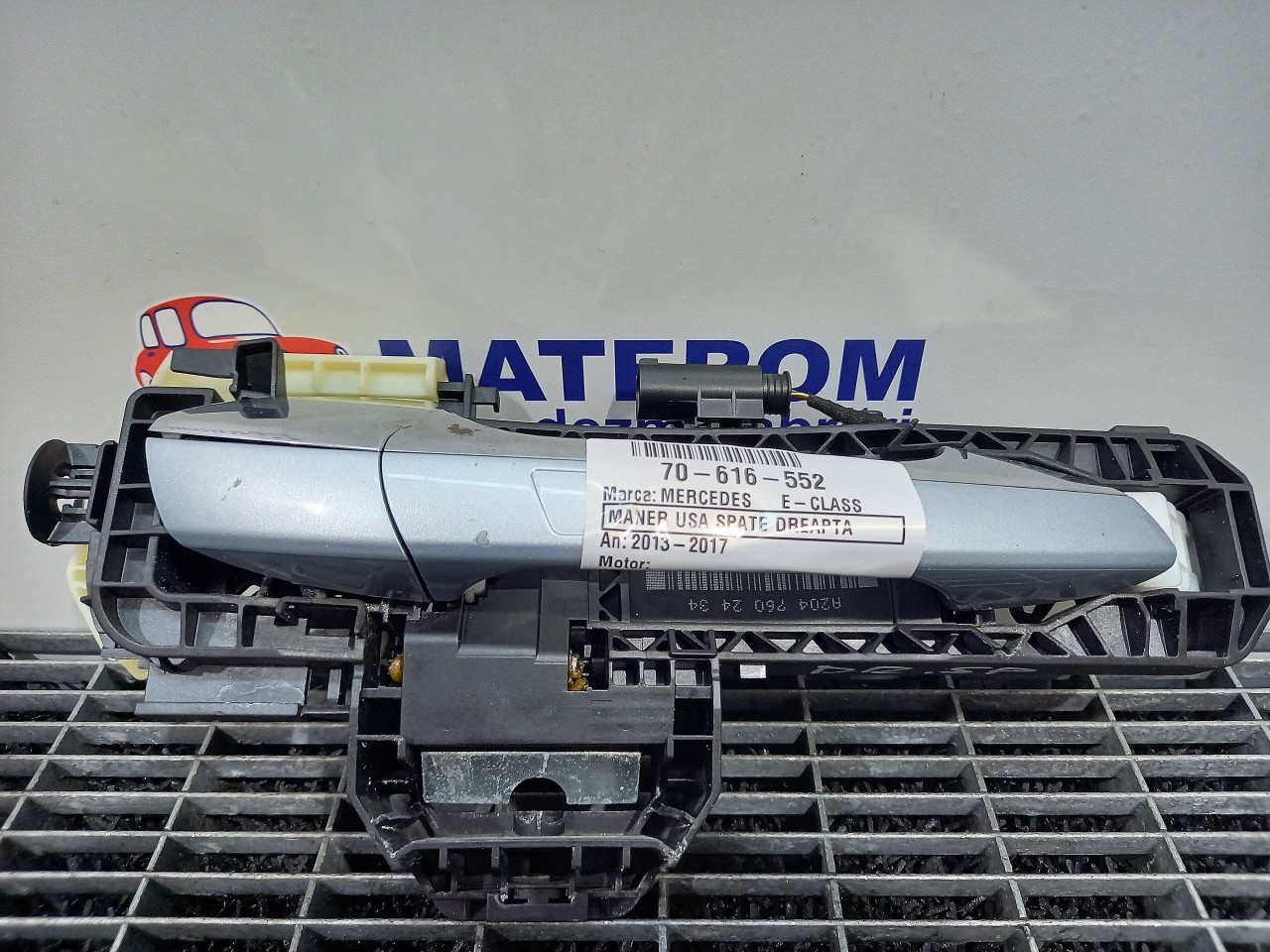 MANER USA SPATE DREAPTA MERCEDES E-CLASS