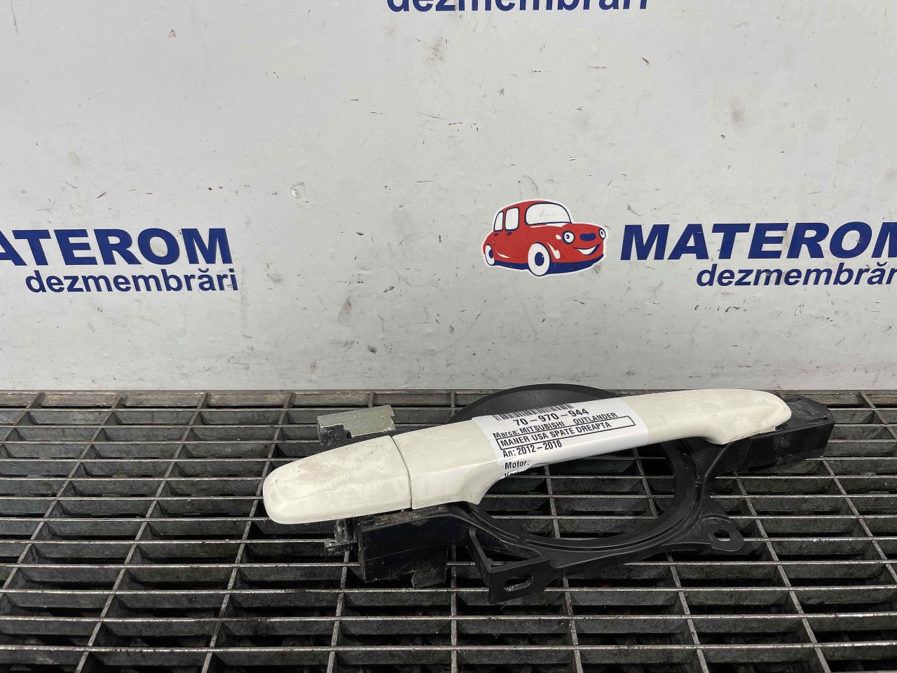 MANER USA SPATE DREAPTA MITSUBISHI OUTLANDER - - (2012 2016)