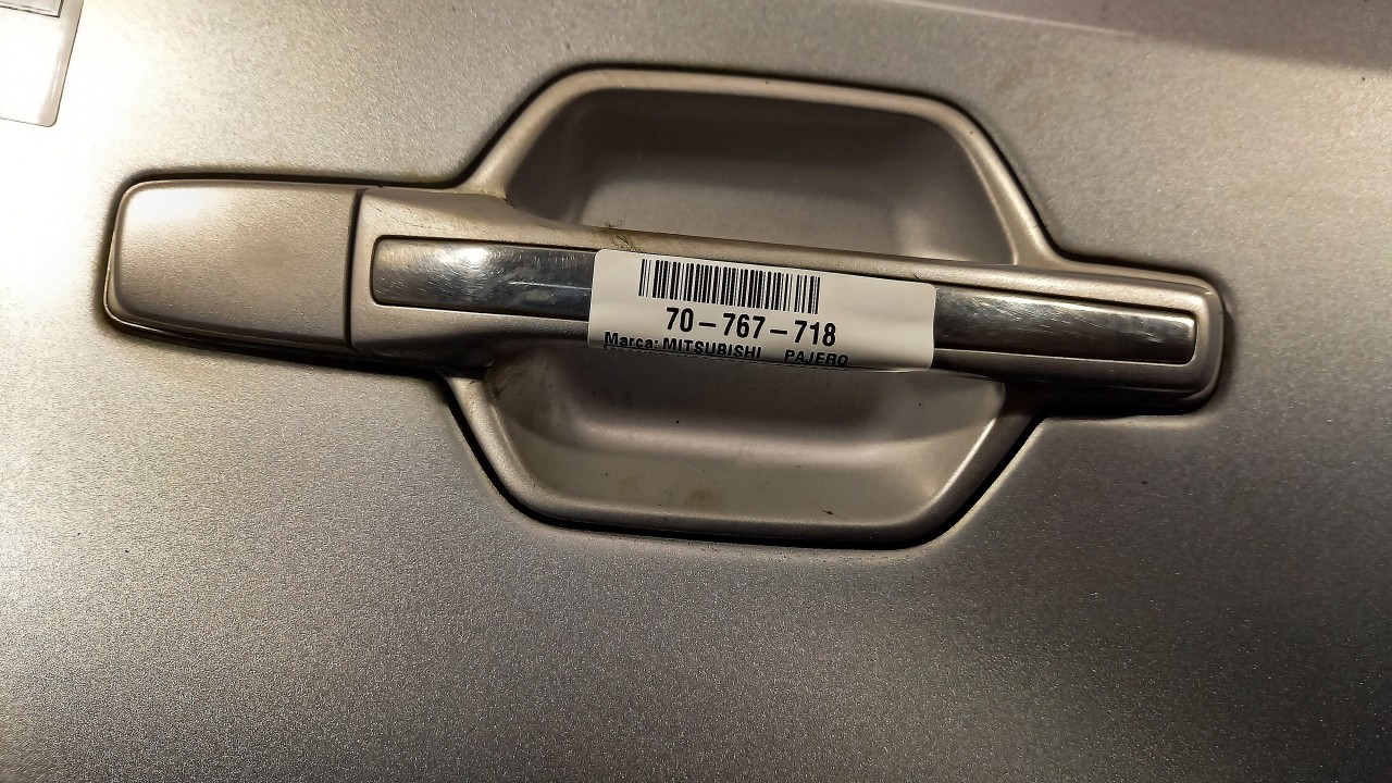 MANER USA SPATE DREAPTA MITSUBISHI PAJERO PAJERO - - (2000 2006)