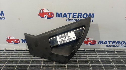 MANER USA SPATE DREAPTA NISSAN JUKE - - (2010 2017)
