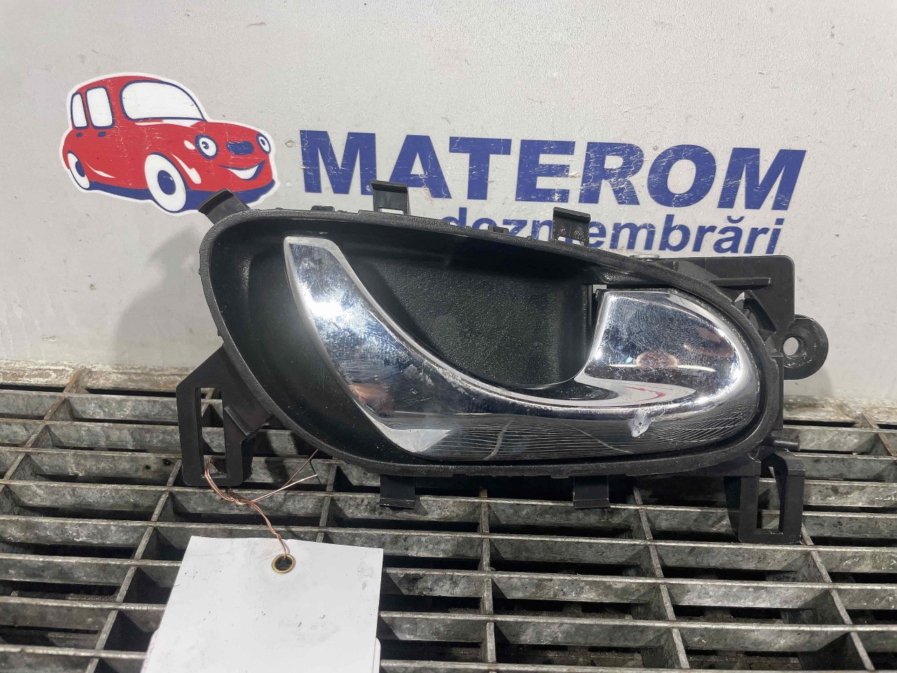 MANER USA SPATE DREAPTA NISSAN X-TRAIL X-TRAIL - - (2014 2018)