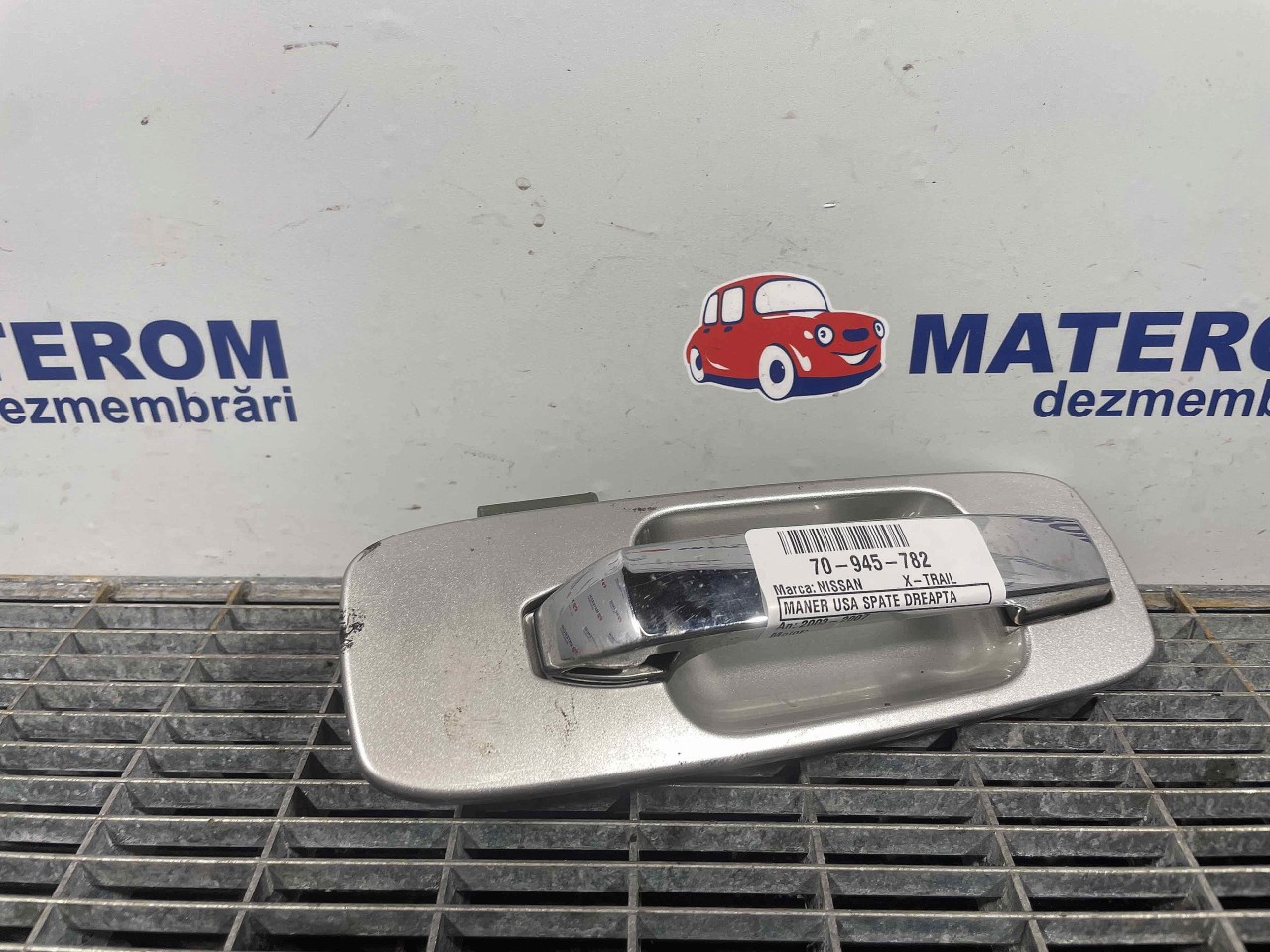 MANER USA SPATE DREAPTA NISSAN X-TRAIL X-TRAIL - - (2003 2007)