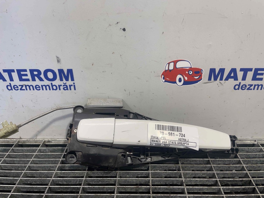 MANER USA SPATE DREAPTA OPEL ASTRA J - - (2009 2012)