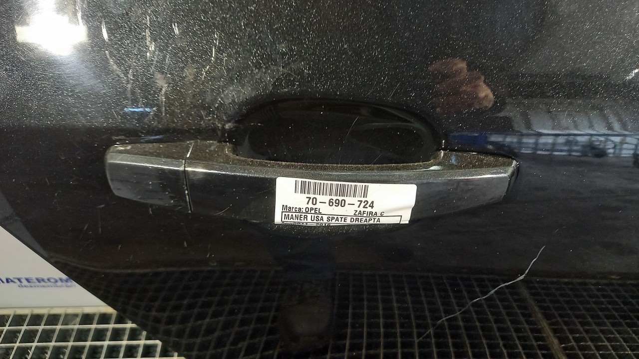 MANER USA SPATE DREAPTA OPEL ZAFIRA C - - (2011 2016)