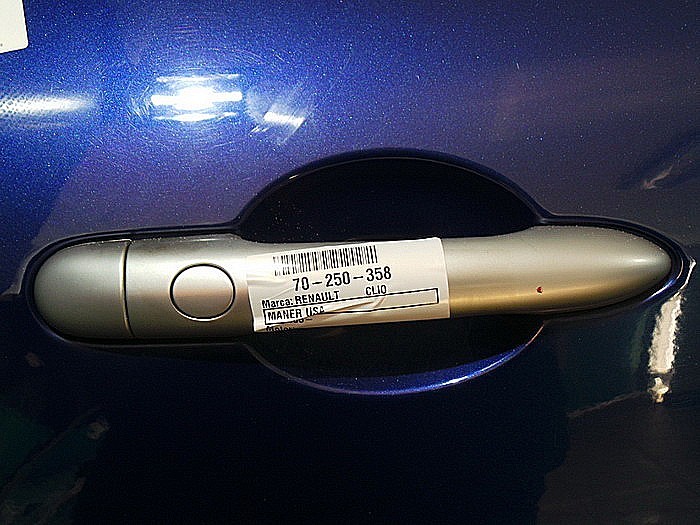 MANER USA SPATE DREAPTA RENAULT CLIO CLIO - - (2005 2012)
