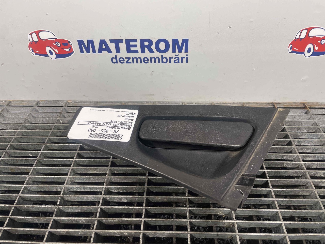 MANER USA SPATE DREAPTA RENAULT CLIO CLIO - - (2012 2016)