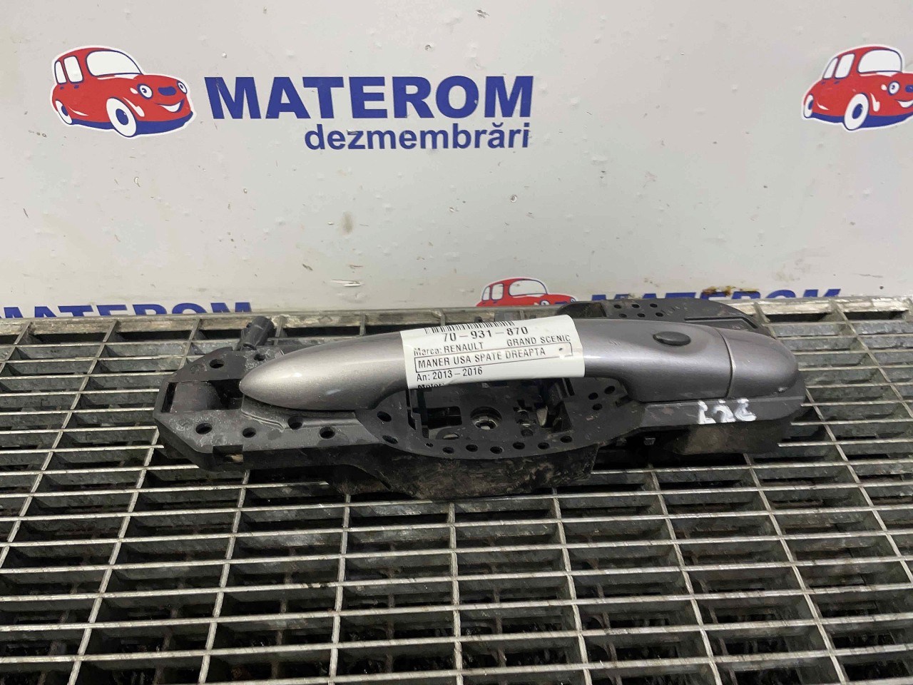 MANER USA SPATE DREAPTA RENAULT GRAND SCENIC - - (2013 2016)