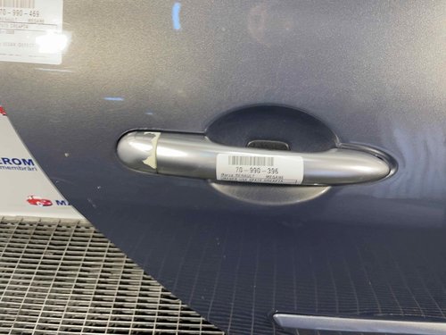 MANER USA SPATE DREAPTA RENAULT MEGANE - - (2005 2008)