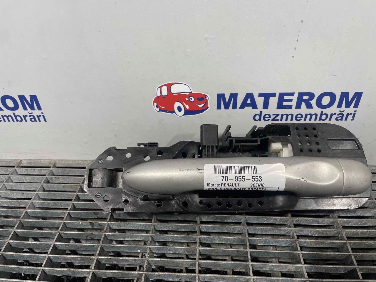 MANER USA SPATE DREAPTA RENAULT SCENIC SCENIC - - (2009 2013)