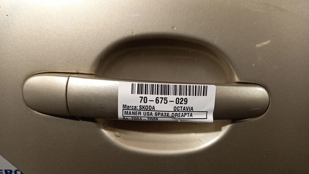MANER USA SPATE DREAPTA SKODA OCTAVIA - - (2004 2009)