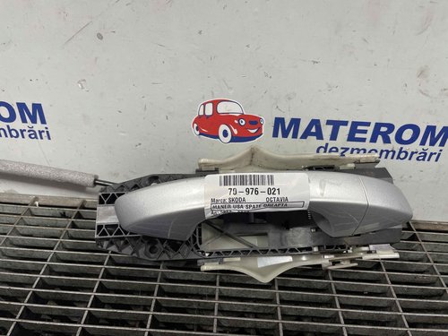 MANER USA SPATE DREAPTA SKODA OCTAVIA - - (2012 2017)