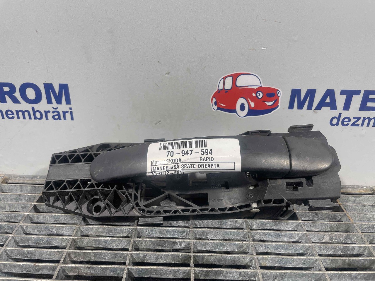MANER USA SPATE DREAPTA SKODA RAPID RAPID - - (2012 2017)