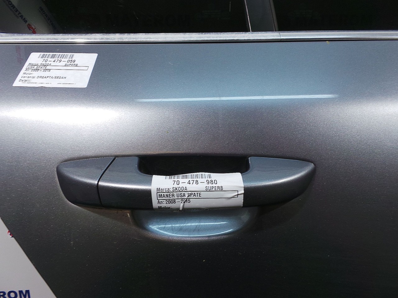 MANER USA SPATE DREAPTA SKODA SUPERB - - (2008 2015)