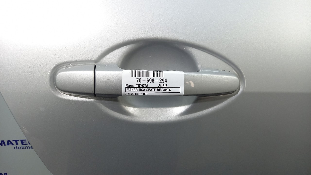 MANER USA SPATE DREAPTA TOYOTA AURIS - - (2010 2012)