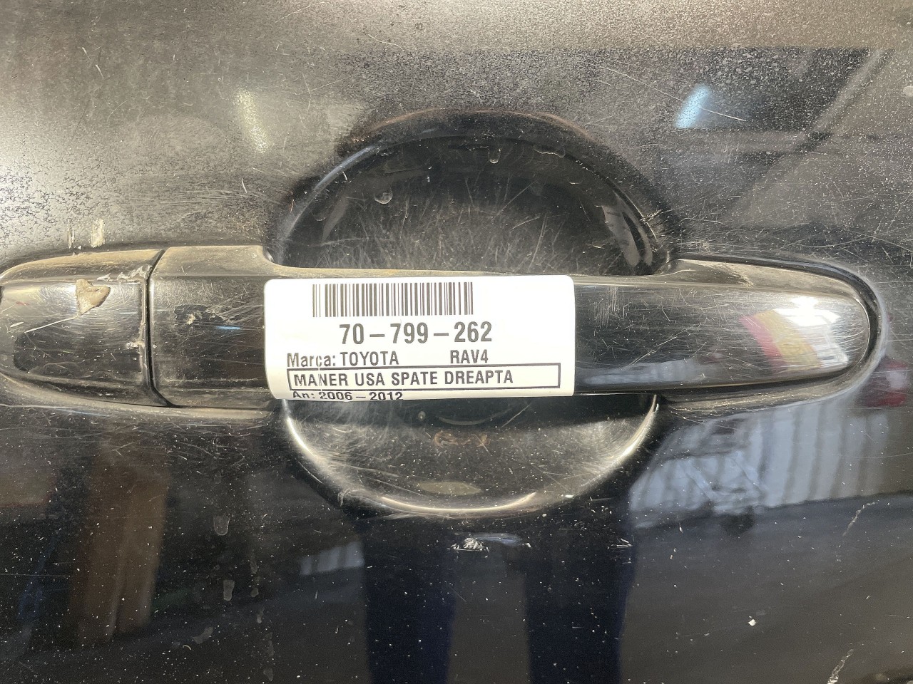 MANER USA SPATE DREAPTA TOYOTA RAV4 - - (2006 2012)