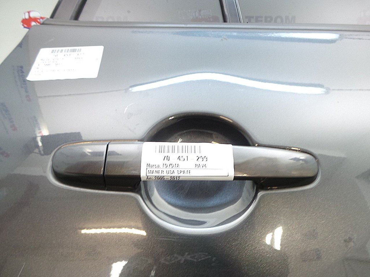 MANER USA SPATE DREAPTA TOYOTA RAV4 RAV4 - - (2006 2012)