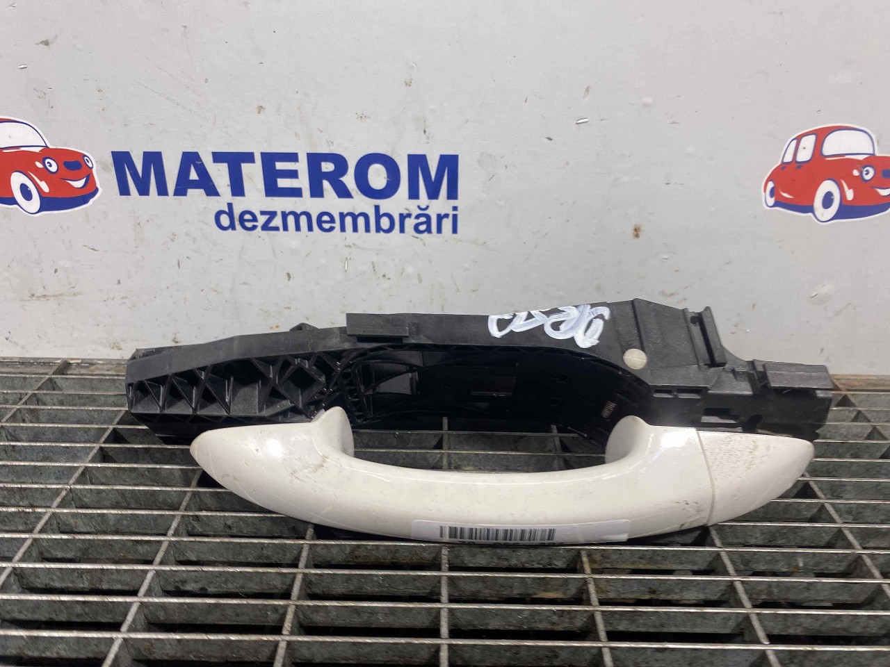 MANER USA SPATE DREAPTA VW GOLF VI - - (2008 2012)