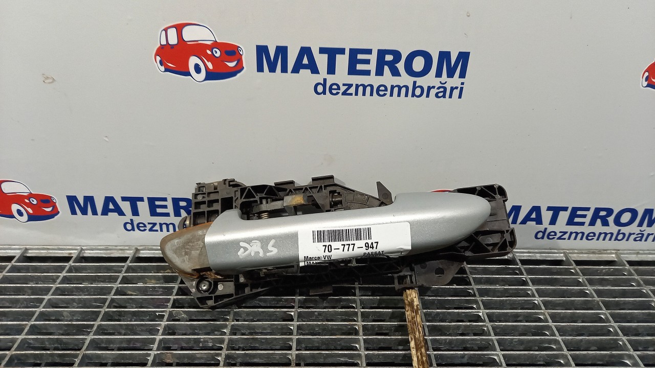 MANER USA SPATE DREAPTA VW PASSAT PASSAT - - (2010 2014)