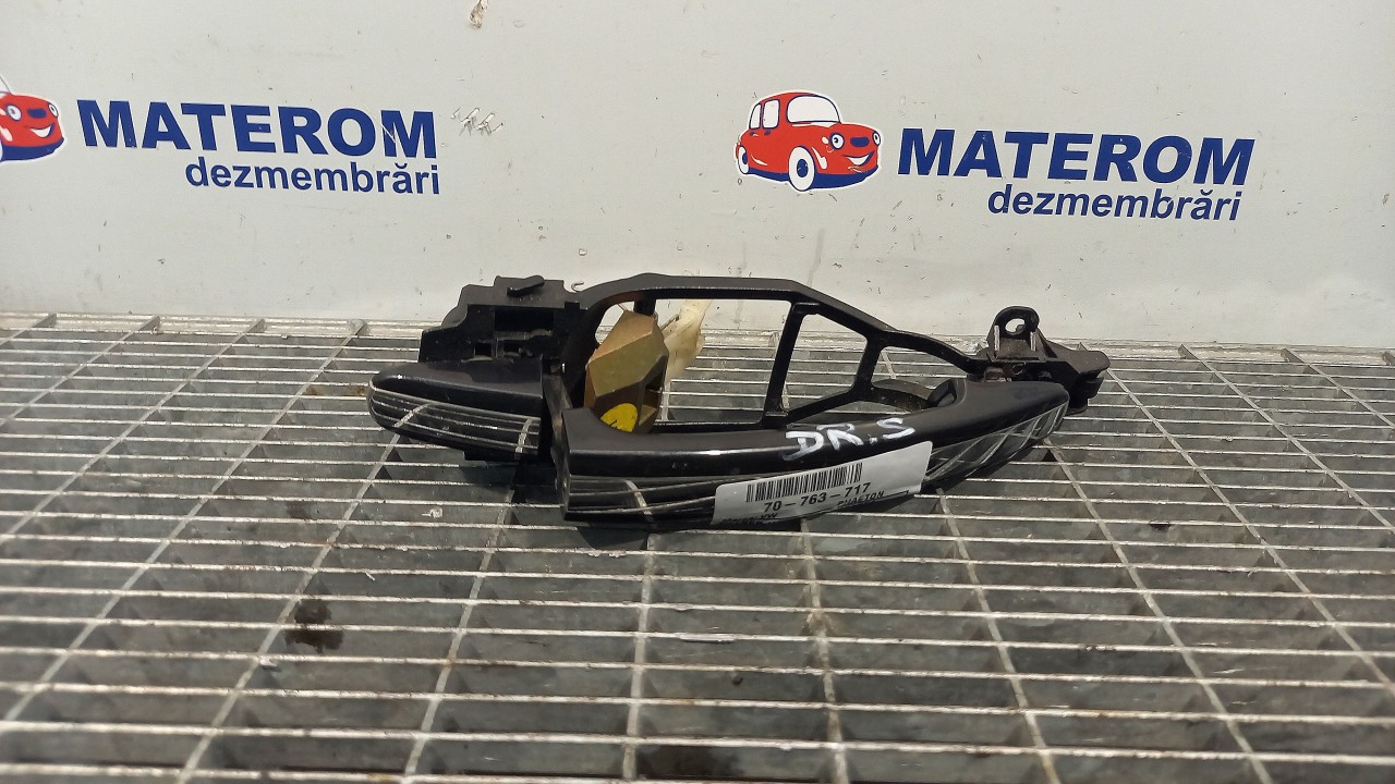 MANER USA SPATE DREAPTA VW PHAETON - - (